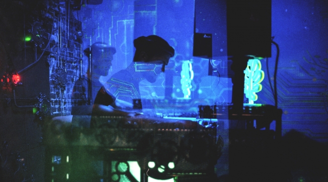 16 SOS, Cafe de la Ostrava, B